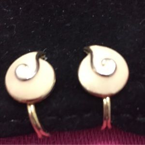 Pair of dainty vintage Monet cream and gold clip on snail earrings